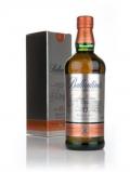 A bottle of Ballantine's 17 Year Old - Signature Distillery Collection - Miltonduff