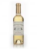 A bottle of Chateau Petit Vedrines Sauternes 2010