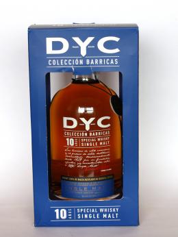 a bottle of DYC Coleccion Barricas