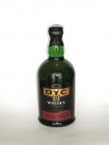 A bottle of DYC 8 aos
