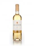 A bottle of Finca Allende Rioja Blanco 2010