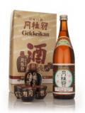 A bottle of Gekkeikan Tokkuri Sake Set