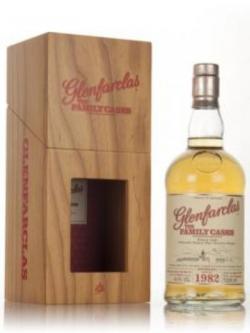 Glenfarclas 1982 (cask 2074) Family Cask Winter 2015 Release