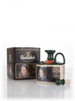 Glenfiddich Mary Queen of Scots Decanter - Scotland's Royal Heritage - 1970s