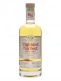 A bottle of Highland Harvest / 7 Casks / Organic Blended Malt Whisky Blended Whisky