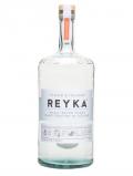 A bottle of Reyka Vodka / US Magnum